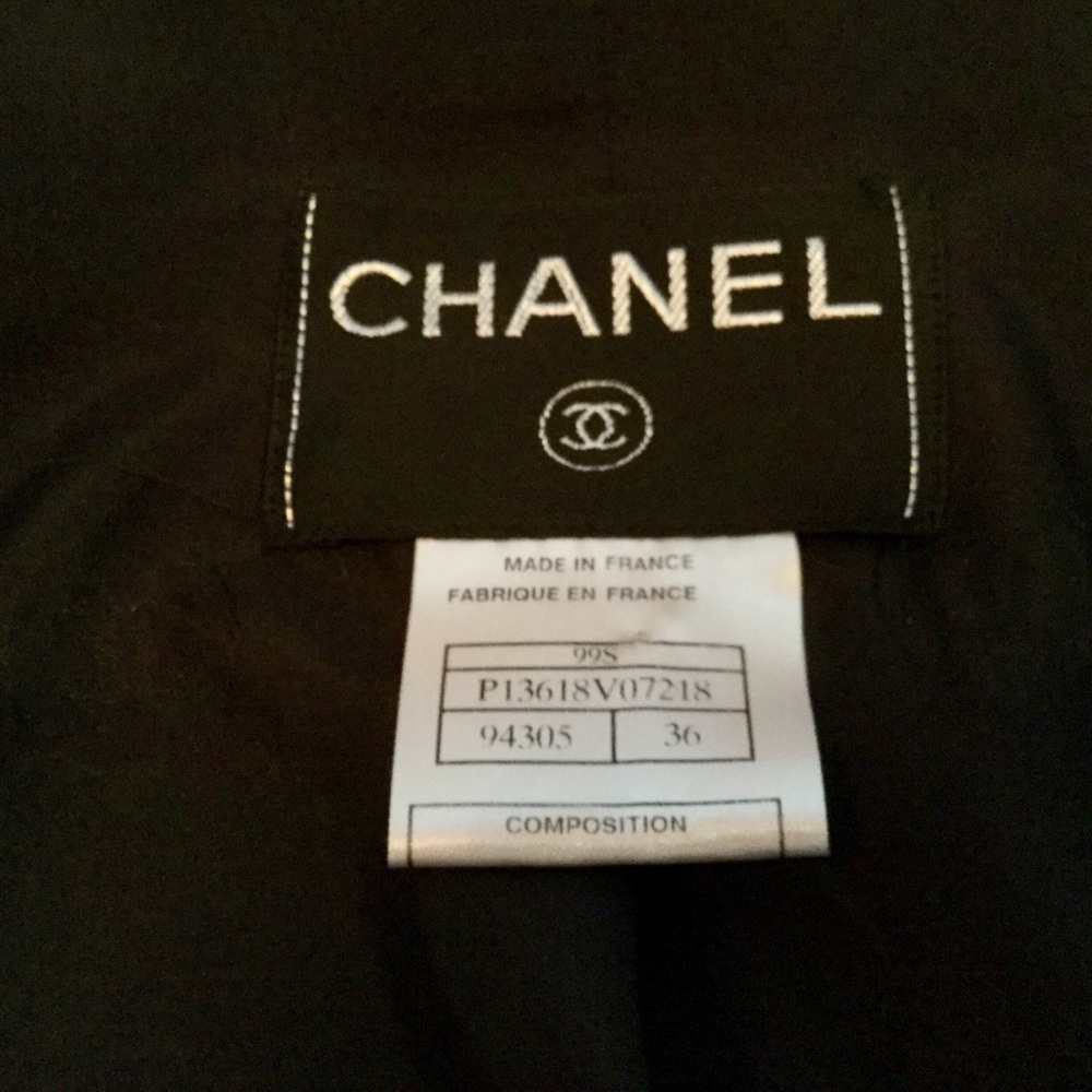 SOLD❤️CHANEL Black wool shorty jacket 36 zip front - Picture 5 of 8
